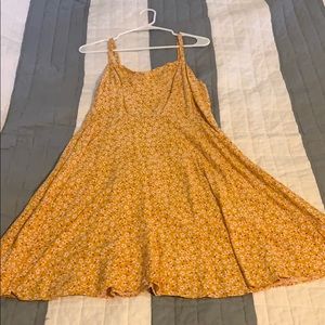 Women’s yellow floral dress